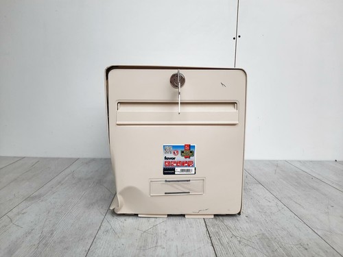 Boîtes aux lettres